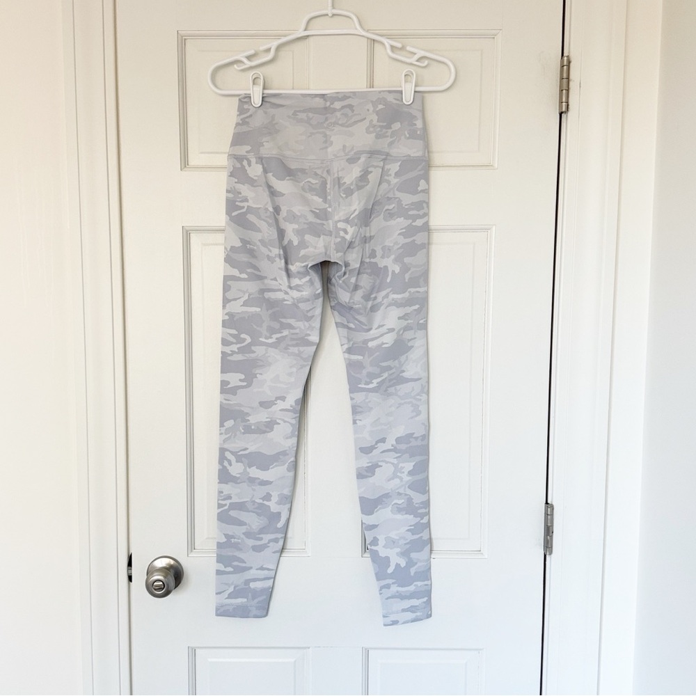 LULULEMON leggings size 8 camo jacquard alpine white high waist full length grey - Picture 3 of 6